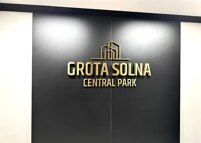 Mieszczanska 10 - Park - Parking&lift Wroclaw