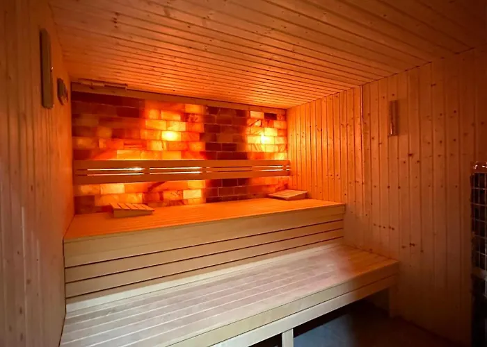 Mieszczanska 10 - Park - Parking&lift