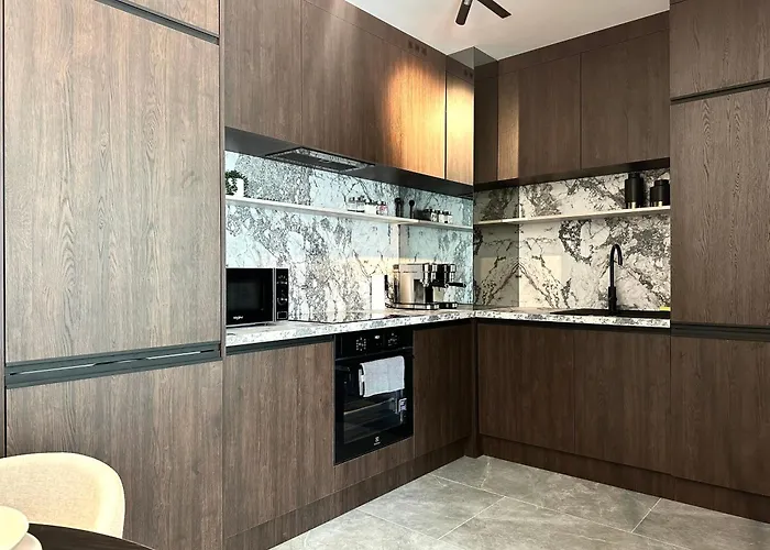 Mieszczanska 10 - Park - Parking&lift